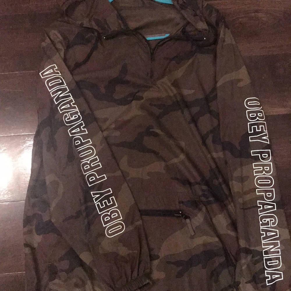 Pacsun Camo Windbreaker